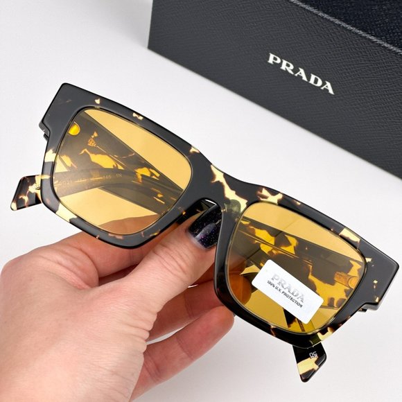 Prada PRA06S 16O10C  NEW Sunglasses Tortoise Black Malt Yellow Square Unisex - Picture 1 of 14